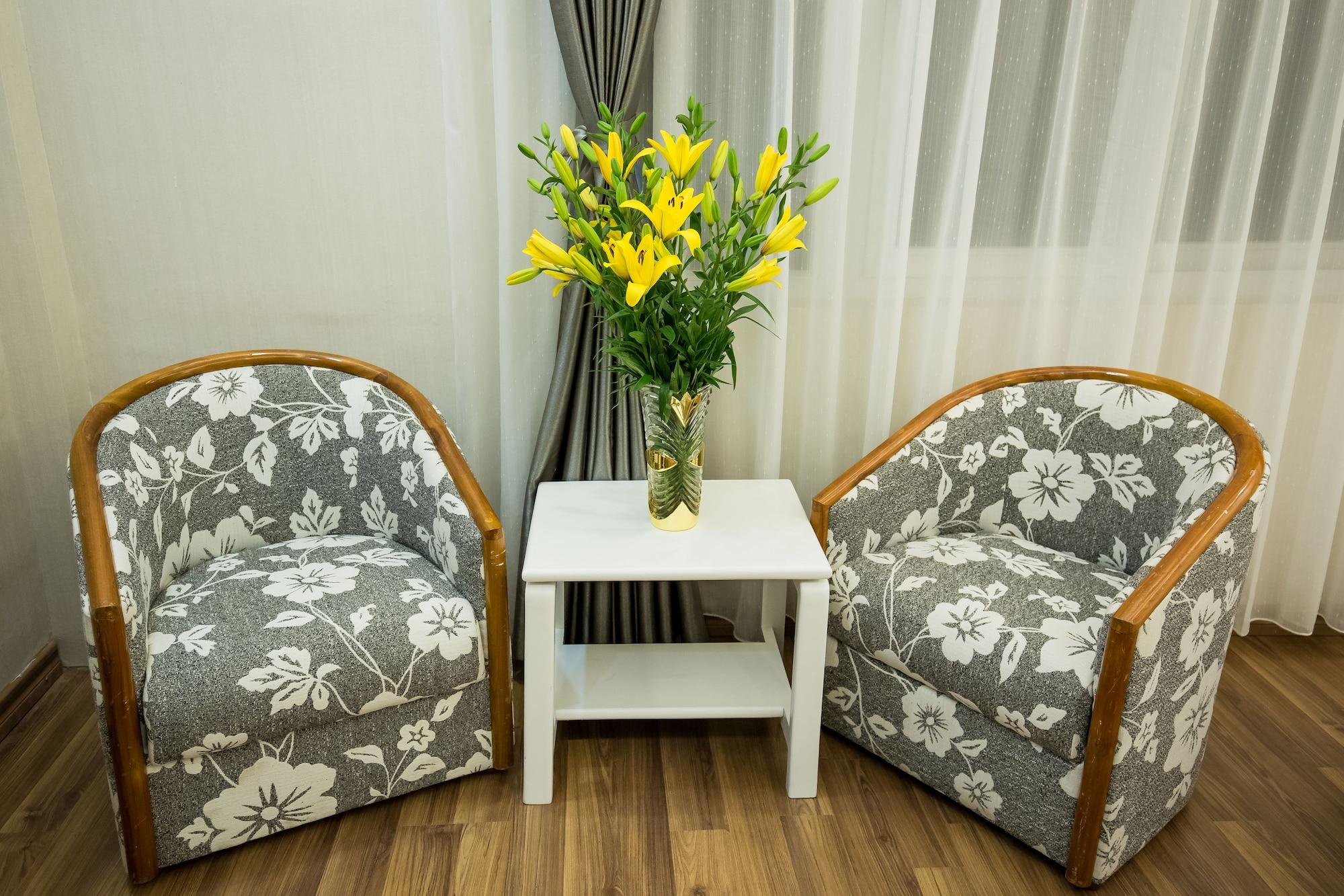 Little Hanoi Deluxe Hotel Exterior photo