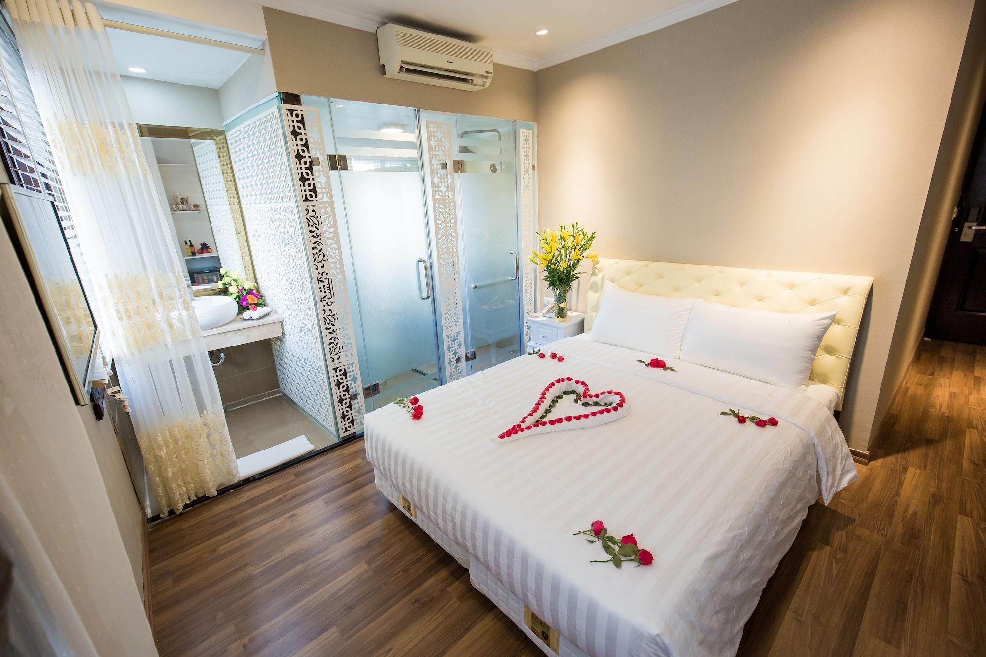 Little Hanoi Deluxe Hotel Exterior photo